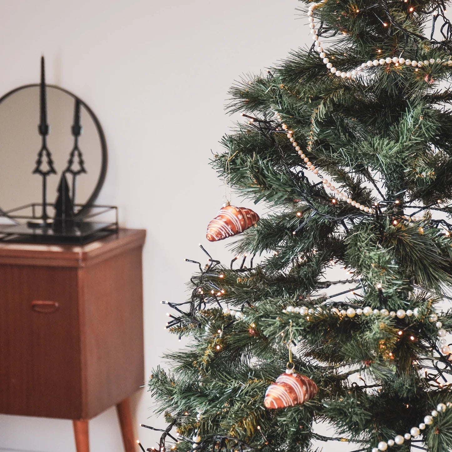 Housevitamin Croissant Xmas Pendant Glass-9.5x5x4.5cm