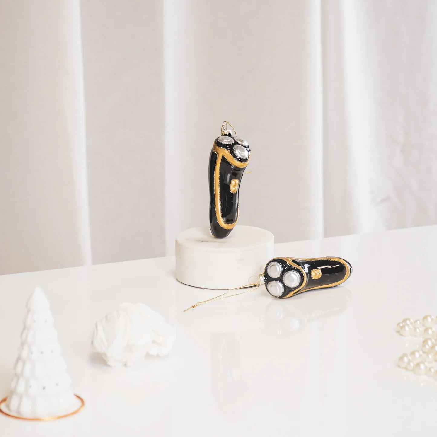 Housevitamin Shaver Christmas Ball Glass - 4x4.5x11cm