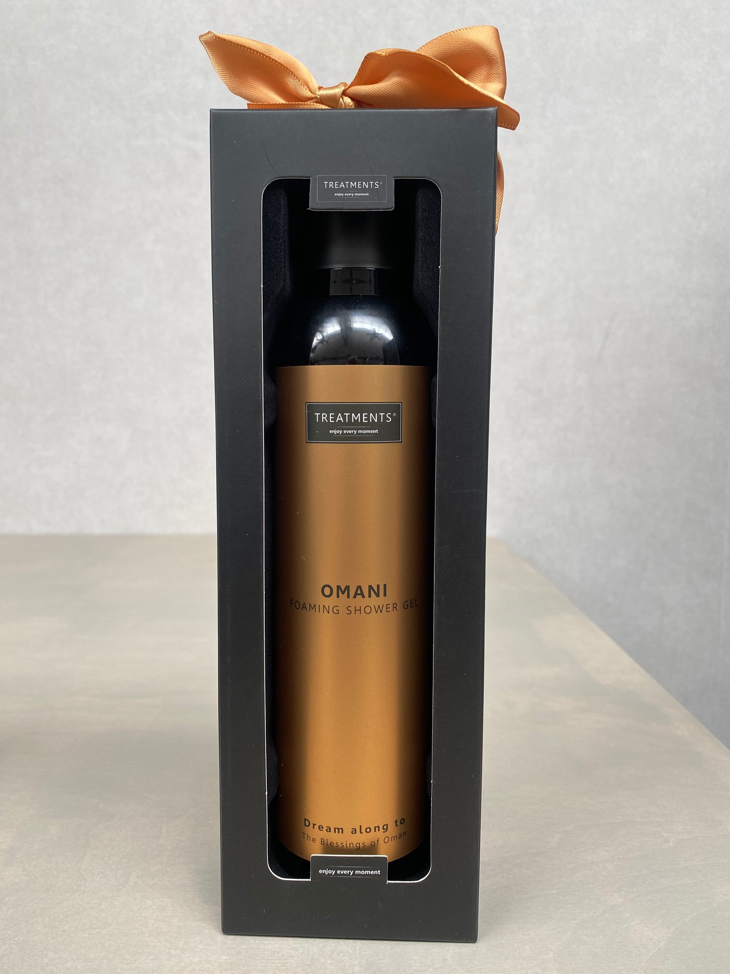 Treatments Foaming Showergel in Cadeauverpakking  Omani