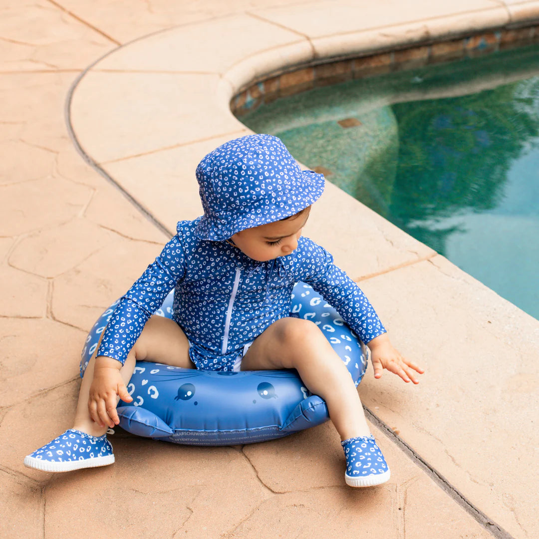 Swim Essentials UV-Sonnenhut mit blauem Leopardenmuster